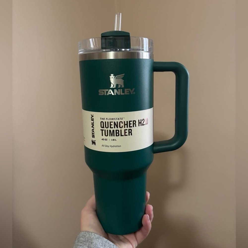 Stanley Forest Green Quencher H2.0 Tumbler
